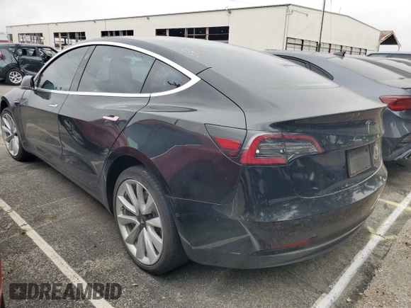 2020 Tesla Model 3 Standard Range Plus z VIN 5YJ3E1EA7LF614006, wystawiony jako Copart lot #53491465 z przebiegiem 51 170 mil mil oraz Czysty tytuł • Clean title. Historia ofert i sprzedaży dostępna na DreamBid. Obrazek 2.