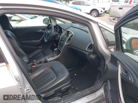 2016 Buick Verano Group z VIN 1G4PS5SK2G4142644, wystawiony jako IAAI lot #42376737 z przebiegiem 197 716 mil mil oraz . Historia ofert i sprzedaży dostępna na DreamBid. Obrazek 5.
