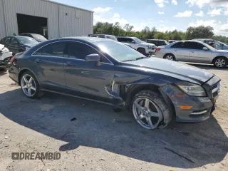 2014 Mercedes-Benz CLS-Class CLS 550 with VIN WDDLJ7DB8EA111935, listed as a Copart auction lot 68806984 with 84,678 mi miles and Salvage Title. Bid and sale history available at carsss.com. Image 4.