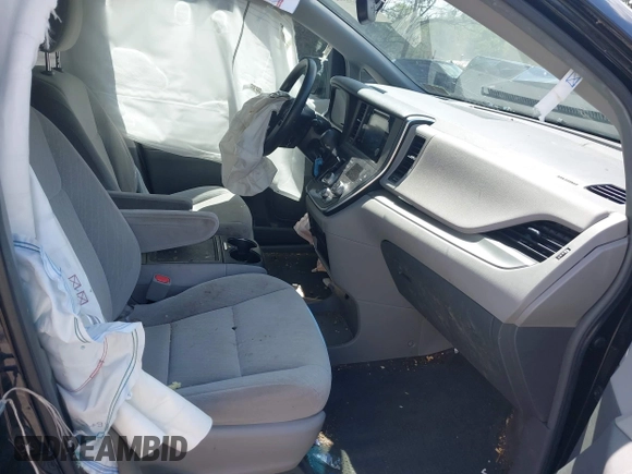 2017 Toyota Sienna LE Auto Access Seat with VIN 5TDKZ3DC6HS835498, listed as a IAAI auction lot 42562601 with Not provided miles and . Bid and sale history available at DreamBid. Image 5.