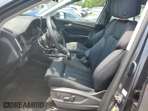 2023 Audi Q5 S line Premium Plus with VIN WA1E2AFY4P2081757, listed as a Copart auction lot 62160445 with 17,676 mi miles and Salvage title. Bid and sale history available at DreamBid. Image 7.