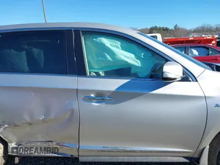 2019 Infiniti QX60 LUXE with VIN 5N1DL0MN3KC555343, listed as a IAAI auction lot 41331200 with 103,085 mi miles. Bid and sale history available at carsss.com. Image 13.