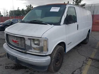 2002 GMC Savana z VIN 1GTHG35F021200273, wystawiony jako IAAI lot #41600511 z przebiegiem 230 052 mil mil oraz . Historia ofert i sprzedaży dostępna na DreamBid. Obrazek 2.