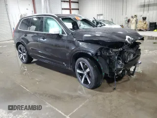 2017 Volvo XC90 R-Design with VIN YV4A22PM8H1155465, listed as a Copart auction lot 45663115 with Not Provided miles and Salvage Title. Bid and sale history available at carsss.com. Image 4.