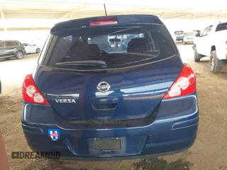 2012 Nissan Versa S z VIN 3N1BC1CPXCK258122, wystawiony jako IAAI lot #42164469 z przebiegiem 64 594 mil mil oraz . Historia ofert i sprzedaży dostępna na DreamBid. Obrazek 16.
