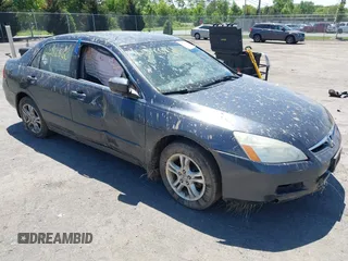 2006 Honda Accord LX SE z VIN 1HGCM56306A145477, wystawiony jako IAAI lot #42286860 z przebiegiem 146 642 mil mil oraz . Historia ofert i sprzedaży dostępna na DreamBid. Obrazek 1.