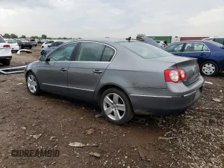 2008 Volkswagen Passat Komfort z VIN WVWAK73C68E061445, wystawiony jako Copart lot #51151354 z przebiegiem 125 198 mil mil oraz Szkoda całkowita • Salvage title. Historia ofert i sprzedaży dostępna na DreamBid. Obrazek 2.
