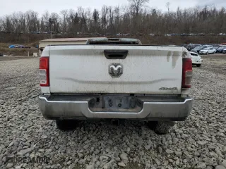 2022 Ram 2500 Tradesman with VIN 3C6UR5HJ2NG371740, listed as a Copart auction lot 44186795 with 0 mi miles and Salvage Title. Bid and sale history available at carsss.com. Image 6.
