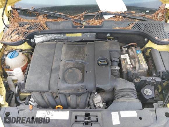 2013 Volkswagen Beetle 2.5L with VIN 3VW5P7AT1DM802091, listed as a IAAI auction lot 41947850 with 92,937 mi miles and . Bid and sale history available at DreamBid. Image 10.