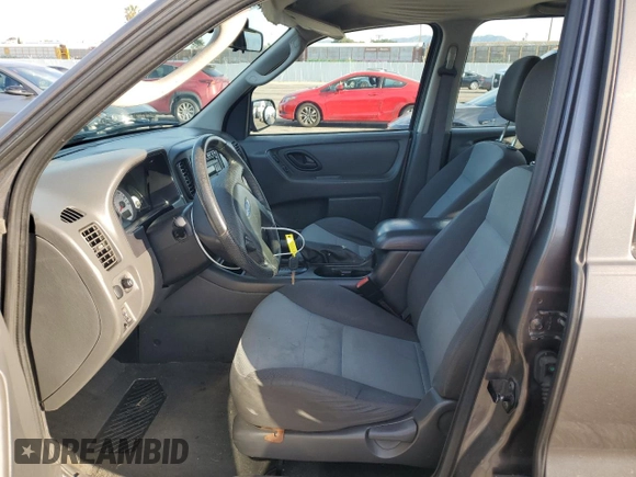 2006 Ford Escape XLS with VIN 1FMYU02Z76KA05322, listed as a Copart auction lot 49807855 with 127,084 mi miles and Salvage Title. Bid and sale history available at carsss.com. Image 7.