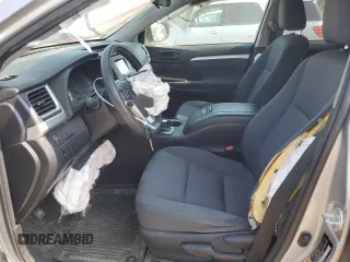 2018 Toyota Highlander LE с VIN 5TDBZRFH7JS867488, выставлен на аукционе Copart как лот 60373075 с пробегом 64 043 миль миль и Списание • Salvage title. История ставок и продаж доступна на DreamBid. Изображение 7.