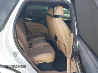 2019 Porsche Cayenne S z VIN WP1AB2AY7KDA64786, wystawiony jako IAAI lot #41827520 z przebiegiem 75 785 mil mil oraz . Historia ofert i sprzedaży dostępna na DreamBid. Obrazek 8.