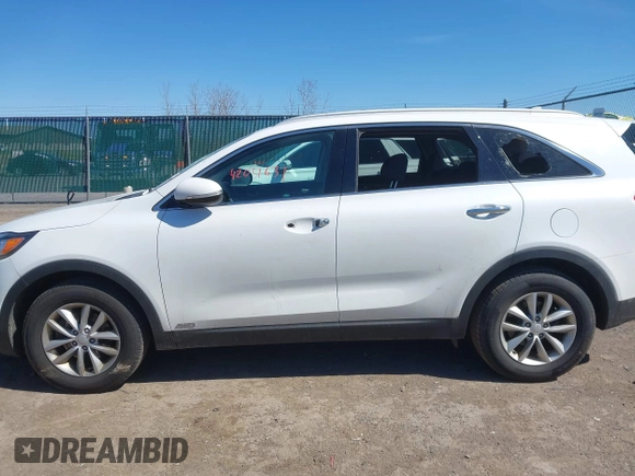 2018 Kia Sorento LX with VIN 5XYPGDA39JG415677, listed as a IAAI auction lot 42051631 with 72,734 mi miles. Bid and sale history available at carsss.com. Image 14.