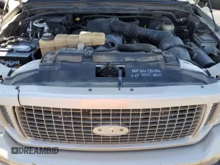 2004 Ford Excursion Limited z VIN 1FMNU43S94EB57481, wystawiony jako Copart lot #54445455 z przebiegiem 284 737 mil mil oraz Czysty tytuł • Clean title. Historia ofert i sprzedaży dostępna na DreamBid. Obrazek 12.