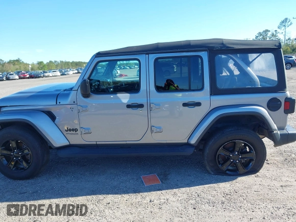2020 Jeep Wrangler Unlimited Sahara with VIN 1C4HJXEN6LW210682, listed as a IAAI auction lot 41836201 with 32,925 mi miles. Bid and sale history available at carsss.com. Image 13.