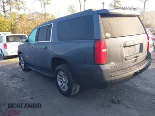 2019 Chevrolet Suburban LT with VIN 1GNSCHKC9KR327072, listed as a IAAI auction lot 40852032 with 109,815 mi miles and . Bid and sale history available at DreamBid. Image 3.
