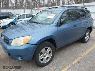 2007 Toyota RAV4 with VIN JTMZD33V875037556, listed as a IAAI auction lot 41974365 with 164,926 mi miles. Bid and sale history available at carsss.com. Image 2.