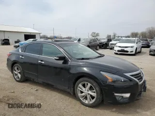 2014 Nissan Altima S with VIN 1N4AL3AP1EC101150, listed as a Copart auction lot 52510355 with 220,500 mi miles and Salvage Title. Bid and sale history available at DreamBid. Image 4.