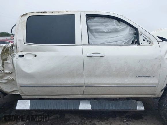 2014 GMC Sierra 1500 Denali z VIN 3GTU2WEJ5EG492544, wystawiony jako IAAI lot #41644535 z przebiegiem 215 469 mil mil oraz . Historia ofert i sprzedaży dostępna na DreamBid. Obrazek 13.