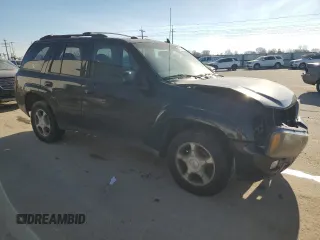 2008 Chevrolet TrailBlazer 1LT with VIN 1GNDT13S182100708, listed as a Copart auction lot 89284975 with 165,199 mi miles and Salvage Title. Bid and sale history available at DreamBid. Image 4.