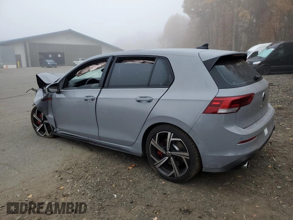 2024 Volkswagen GTI SE с VIN WVW3A7CD5RW198599, выставлен на аукционе Copart как лот 77310874 с пробегом 2 300 миль миль и Списание • Salvage title. История ставок и продаж доступна на DreamBid. Изображение 2.