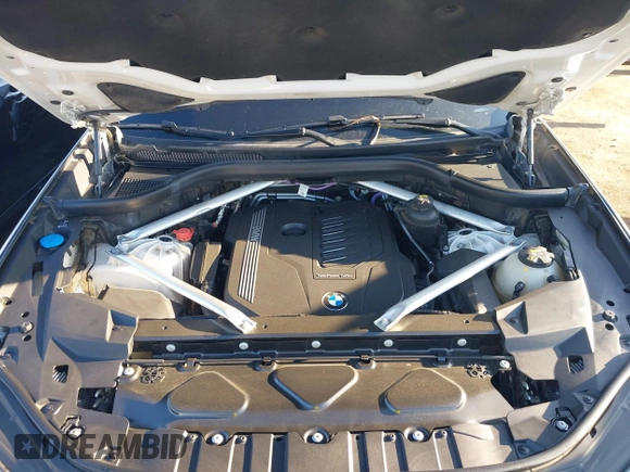 2021 BMW X6 sDrive40i z VIN 5UXCY4C06M9E16162, wystawiony jako IAAI lot #41279040 z przebiegiem 94 494 mil mil oraz . Historia ofert i sprzedaży dostępna na DreamBid. Obrazek 10.
