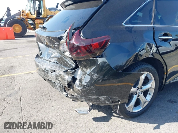2015 Toyota Venza XLE z VIN 4T3ZK3BB1FU074193, wystawiony jako IAAI lot #42281335 z przebiegiem 123 862 mil mil oraz . Historia ofert i sprzedaży dostępna na DreamBid. Obrazek 6.
