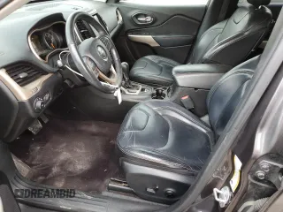 2017 Jeep Cherokee Limited с VIN 1C4PJLDBXHW603345, выставлен на аукционе Copart как лот 53149205 с пробегом 145 863 миль миль и Списание • Salvage title. История ставок и продаж доступна на DreamBid. Изображение 7.