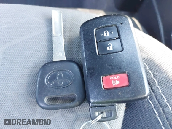 2021 Toyota Tacoma SR z VIN 3TYCZ5AN7MT017377, wystawiony jako IAAI lot #42285326 z przebiegiem 91 657 mil mil oraz . Historia ofert i sprzedaży dostępna na DreamBid. Obrazek 11.