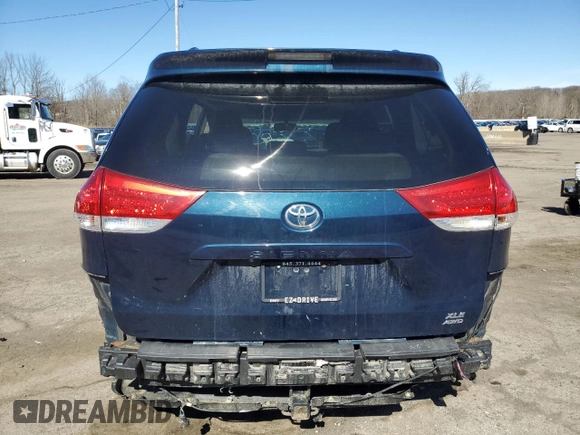 2012 Toyota Sienna XLE with VIN 5TDDK3DC4CS030461, listed as a Copart auction lot 49670925 with 169,836 mi miles and Salvage Title. Bid and sale history available at carsss.com. Image 6.