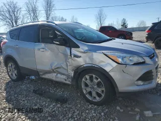 2014 Ford Escape Titanium with VIN 1FMCU9J96EUB60866, listed as a Copart auction lot 46697825 with 58,880 mi miles and Clean Title. Bid and sale history available at carsss.com. Image 4.