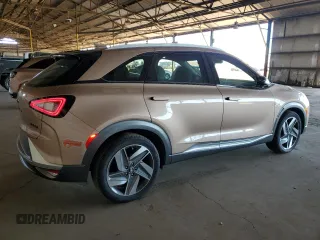 2020 Hyundai NEXO Limited z VIN KM8J84A62LU006995, wystawiony jako Copart lot #50010635 z przebiegiem 35 240 mil mil oraz Czysty tytuł • Clean title. Historia ofert i sprzedaży dostępna na DreamBid. Obrazek 3.