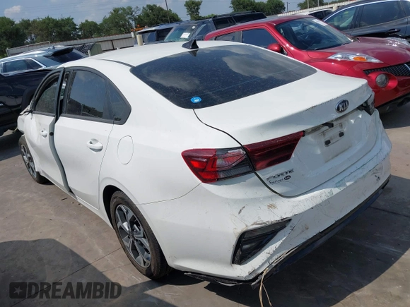 2021 Kia Forte LXS с VIN 3KPF24AD6ME288942, выставлен на аукционе IAAI как лот 42315603 с пробегом 131 843 миль миль и . История ставок и продаж доступна на DreamBid. Изображение 3.