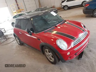 2006 MINI Hardtop with VIN WMWRC33546TK17272, listed as a IAAI auction lot 42587163 with Not provided miles and . Bid and sale history available at DreamBid. Image 1.