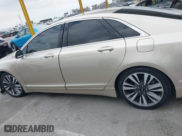 2017 Lincoln MKZ Hybrid Reserve с VIN 3LN6L5MU3HR609831, выставлен на аукционе IAAI как лот 42118573 с пробегом 64 246 миль миль и . История ставок и продаж доступна на DreamBid. Изображение 14.