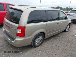 2013 Chrysler Town & Country Limited z VIN 2C4RC1GG3DR509146, wystawiony jako IAAI lot #42357549 z przebiegiem 168 428 mil mil oraz . Historia ofert i sprzedaży dostępna na DreamBid. Obrazek 4.