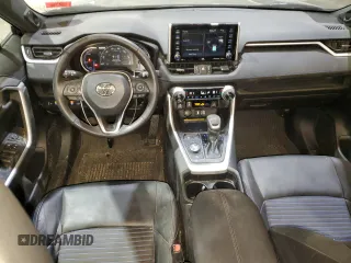 2021 Toyota RAV4 Hybrid XSE z VIN 4T3E6RFV3MU060982, wystawiony jako Copart lot #88068875 z przebiegiem 38 146 mil mil oraz Szkoda całkowita • Salvage title. Historia ofert i sprzedaży dostępna na DreamBid. Obrazek 8.