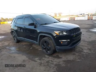 2019 Jeep Compass Latitude with VIN 3C4NJDBB7KT595637, listed as a IAAI auction lot 41147396 with 107,208 mi miles and . Bid and sale history available at DreamBid. Image 1.
