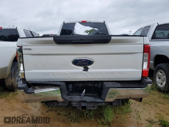 2019 Ford F-250 XL с VIN 1FT7W2B6XKED50624, выставлен на аукционе Copart как лот 57984895 с пробегом 54 731 миль миль и Списание • Salvage title. История ставок и продаж доступна на DreamBid. Изображение 6.