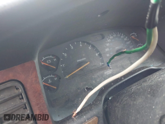 2001 Dodge Durango with VIN 1B4HS28N51F532977, listed as a IAAI auction lot 42450883 with Not provided miles and . Bid and sale history available at DreamBid. Image 7.