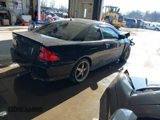 2005 Honda Civic EX with VIN 1HGEM21945L007964, listed as a IAAI auction lot 41393867 with 200,000 mi miles. Bid and sale history available at carsss.com. Image 4.