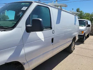 2007 Ford Econoline Cargo Commercial z VIN 1FTNE24LX7DA66517, wystawiony jako IAAI lot #42566208 z przebiegiem 125 518 mil mil oraz . Historia ofert i sprzedaży dostępna na DreamBid. Obrazek 17.