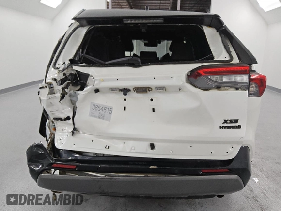 2021 Toyota RAV4 Hybrid XSE with VIN 4T3E6RFV8MU060122, listed as a Copart auction lot 62019045 with 60,971 mi miles and Salvage title. Bid and sale history available at DreamBid. Image 6.