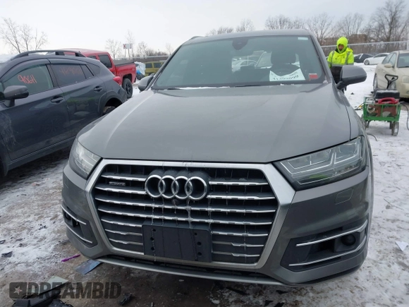2017 Audi Q7 Premium Plus with VIN WA1LAAF70HD037732, listed as a IAAI auction lot 41399099 with 144,785 mi miles. Bid and sale history available at carsss.com. Image 12.