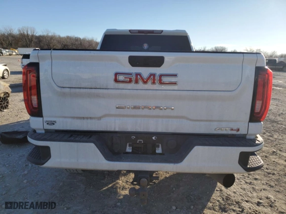 2021 GMC Sierra 2500HD AT4 with VIN 1GT49PEY1MF317254, listed as a Copart auction lot 83268294 with 34,668 mi miles and Salvage Title. Bid and sale history available at carsss.com. Image 6.