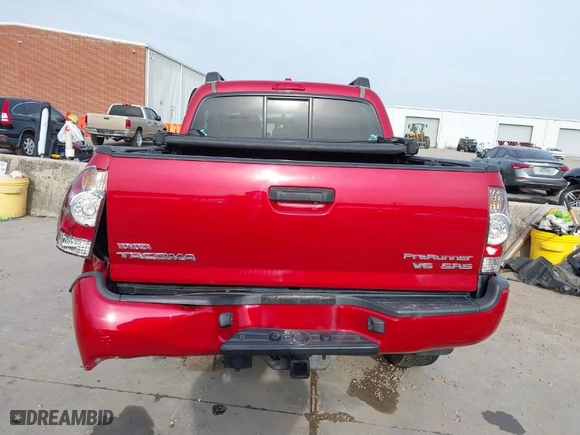 2010 Toyota Tacoma PreRunner with VIN 3TMJU4GN6AM098161, listed as a IAAI auction lot 41577029 with NaN miles. Bid and sale history available at carsss.com. Image 17.
