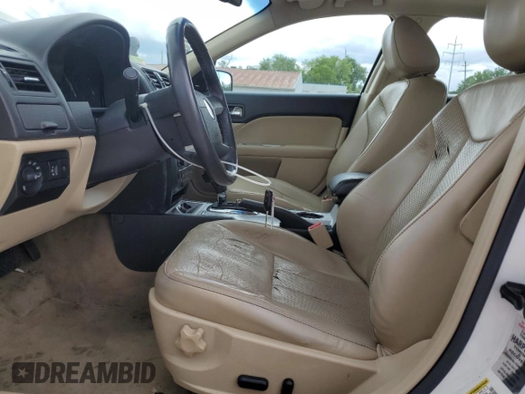 2010 Mercury Milan Premier z VIN 3MEHM0JA6AR631219, wystawiony jako Copart lot #58241505 z przebiegiem 140 037 mil mil oraz Szkody całkowita. Historia ofert i sprzedaży dostępna na DreamBid. Obrazek 7.