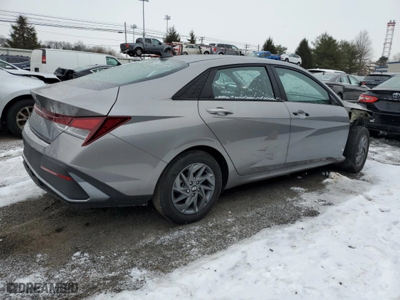 2024 Hyundai Elantra SEL with VIN KMHLM4DG1RU669993, listed as a Copart auction lot 85923124 with 18,322 mi miles and Salvage Title. Bid and sale history available at carsss.com. Image 3.