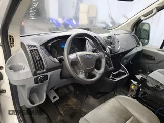 2016 Ford Transit Cargo z VIN 1FTYE1YM9GKB19505, wystawiony jako IAAI lot #42774251 z przebiegiem 252 184 mil mil oraz . Historia ofert i sprzedaży dostępna na DreamBid. Obrazek 14.