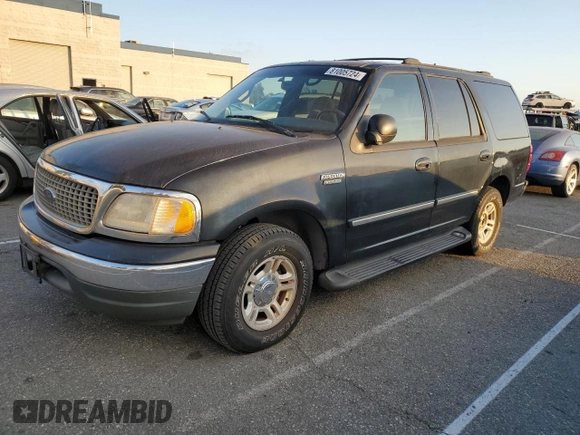 2000 Ford Expedition XLT with VIN 1FMRU15LXYLC15945, listed as a Copart auction lot 81005724 with 84,017 mi miles and Clean Title. Bid and sale history available at carsss.com. Image 1.